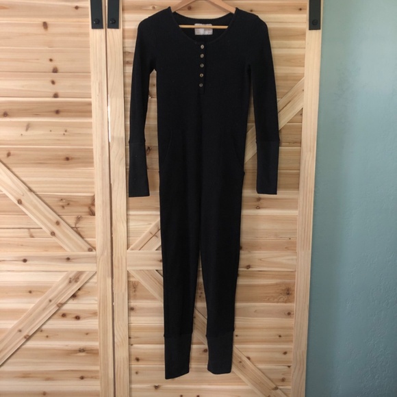 Jackson Rowe Waffle Romper XS Black - Picture 1 of 9